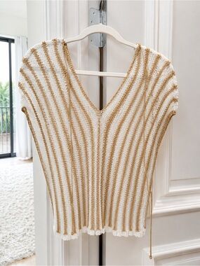 Cream & Gold Metallic Open Knit V-Neck Top-M/L